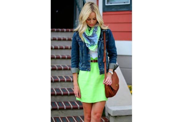 fashion-outfits-gor-fall-with-neon-yellow